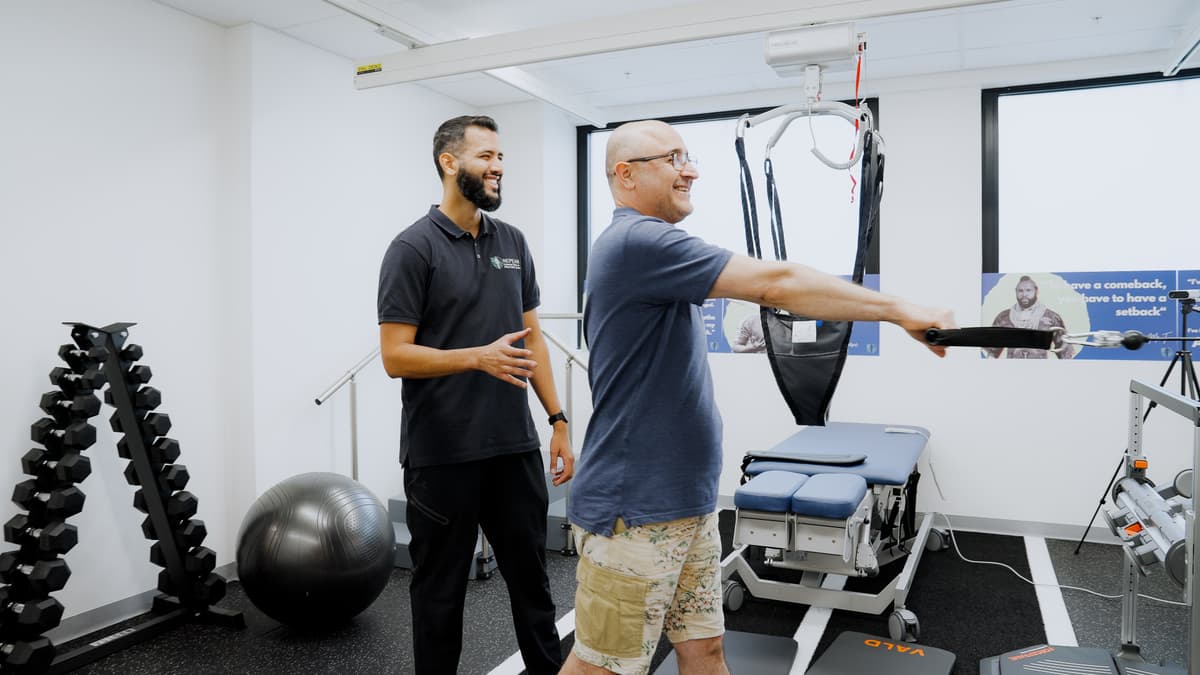 Therapist guided workout at Nepean Advanced Rehab
